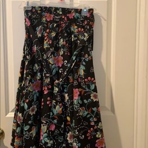 Mix Nouveau Floral Skirt with belt size S